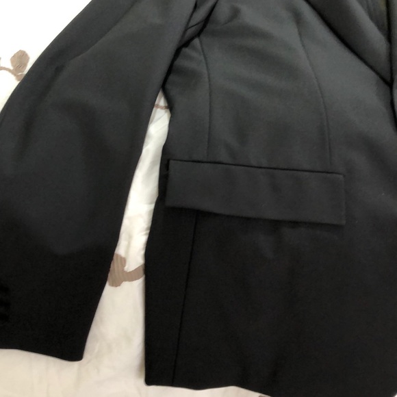 Jacket - Picture 3 of 6